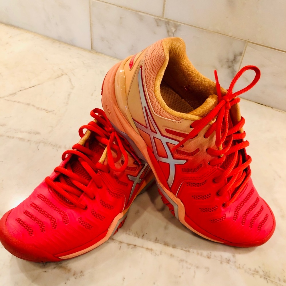🧡🎾 ASIC Gel-Resolution 7 court shoes.